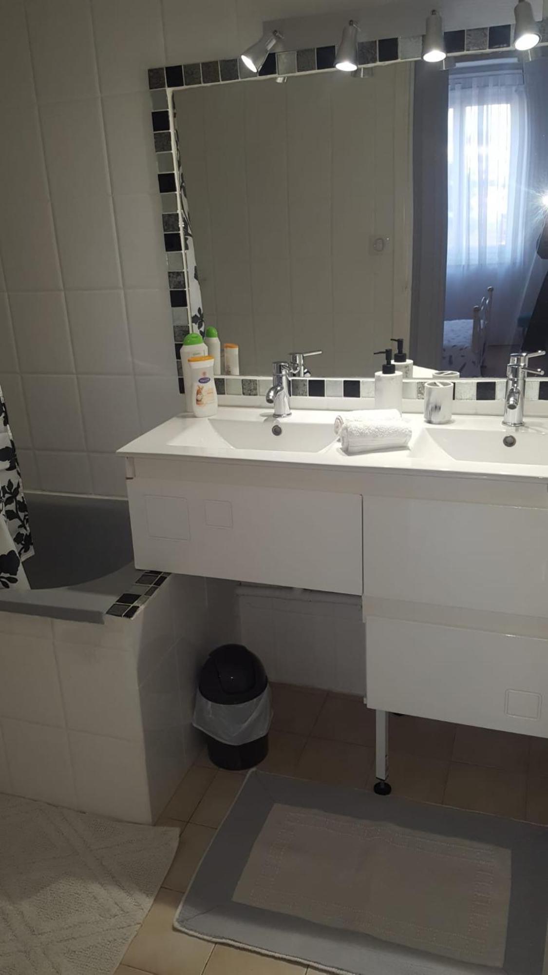 Appartements Au Cros De Cagnes Номер фото